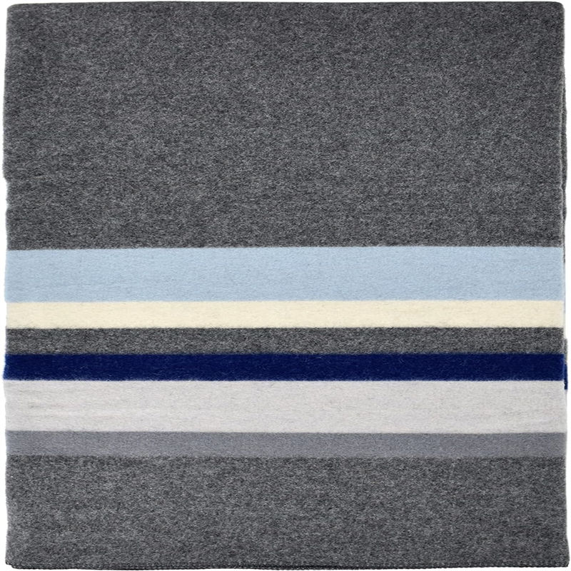 40% Wool Custom Mountain Clouds 450g Blanket