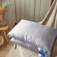 Poduszka z poliestru z najlepszą szyją