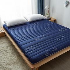 Wieloosobowa pikowana podkładka o grubości 10 cm