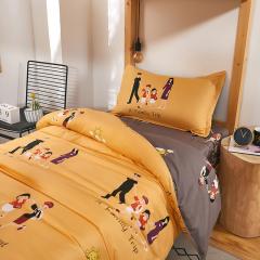 Pościel biała do pokoju wieloosobowego,