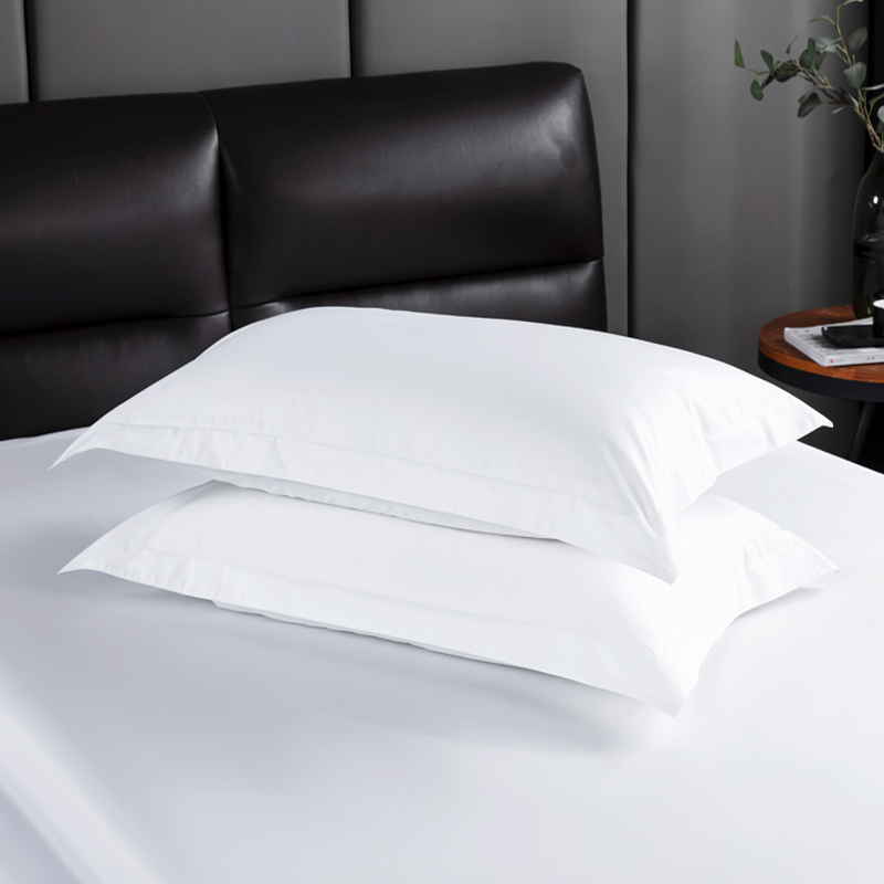 Jak usunąć poplamione prześcieradła?