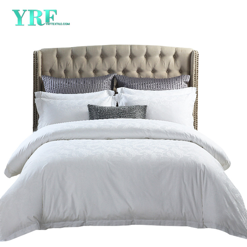 Jak prać poplamione prześcieradła?